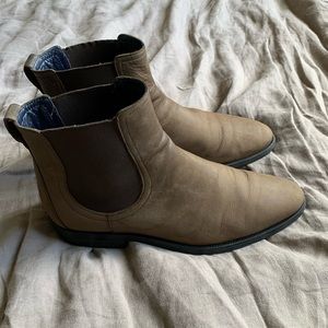 Cole Haan Waterproof Brown Suede Chelsea 9.5 M